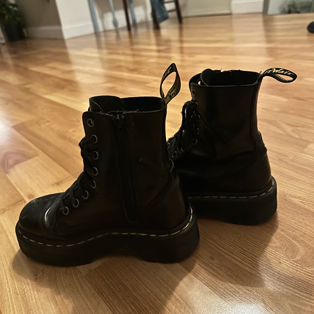 Platform Doc Martens